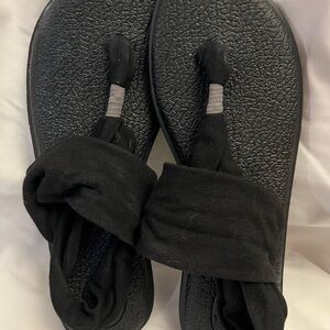 Black Sanuk Sandals with Fabric Straps